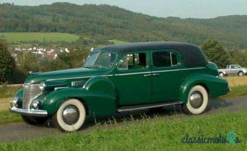 1940' Cadillac Fleetwood Series 75 photo #3