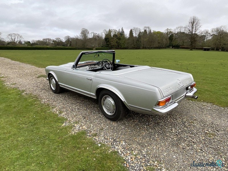 1970' Mercedes-Benz Sl Class photo #3