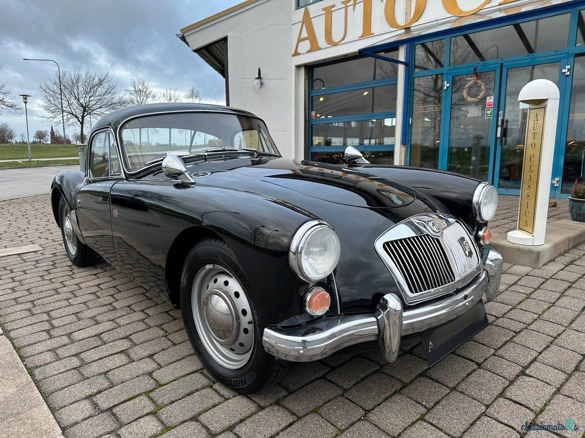 1960' MG MGA photo #5
