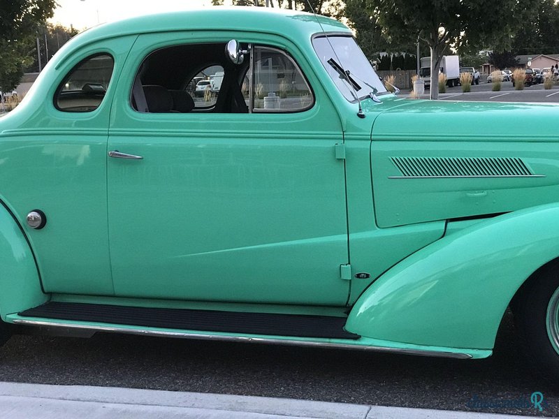 1937' Chevrolet Master Deluxe photo #4