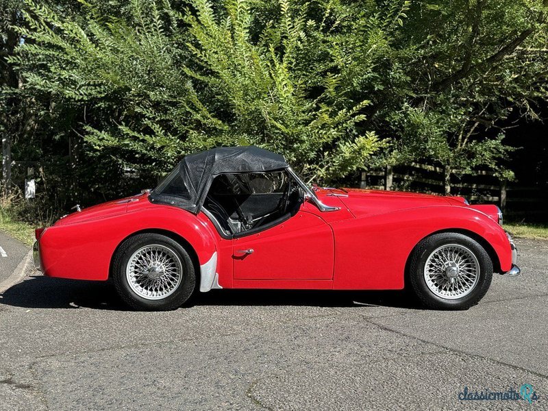 1960' Triumph TR3 photo #4