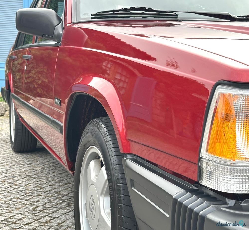 1989' Volvo 740 photo #6
