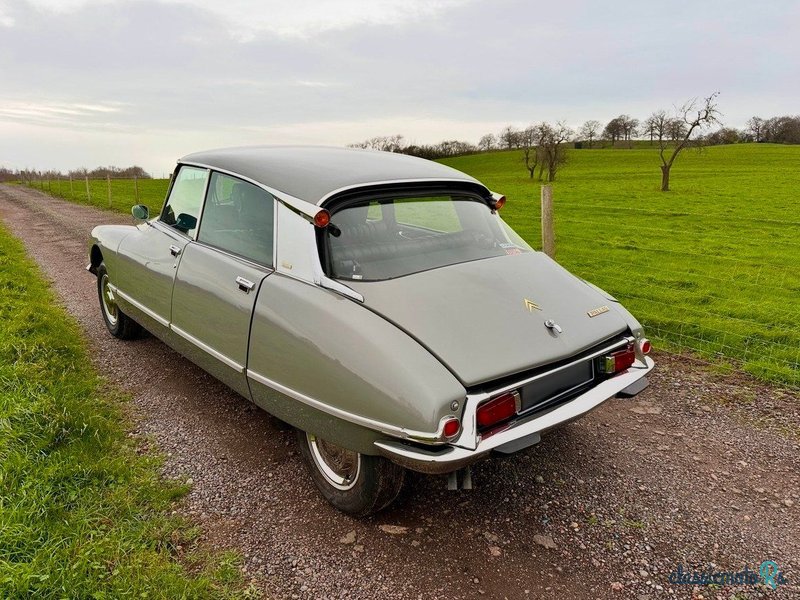 1974' Citroen DS photo #4