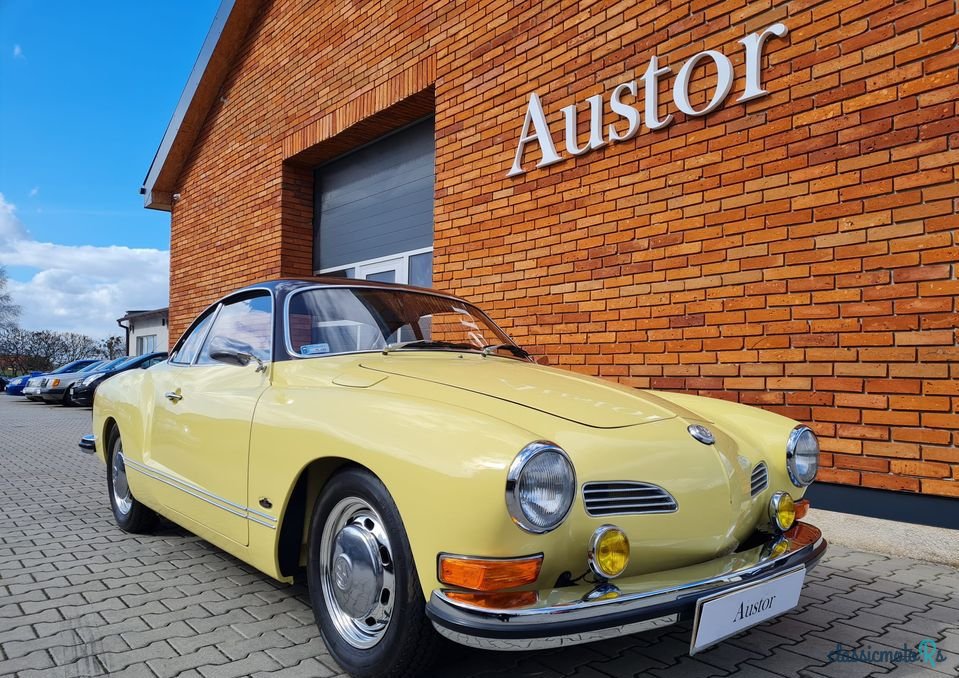 1972' Volkswagen Karmann Ghia photo #1