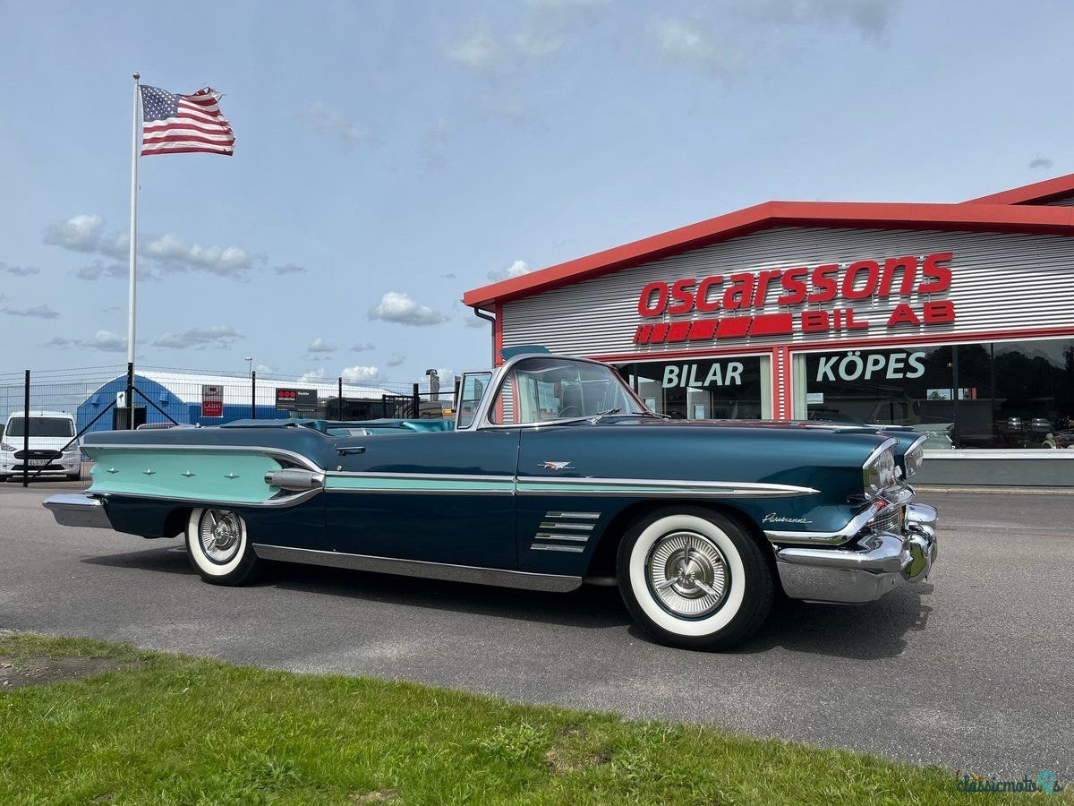 1958' Pontiac Parisienne photo #5