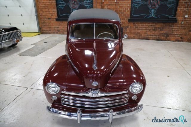 1948' Ford Super Deluxe photo #4