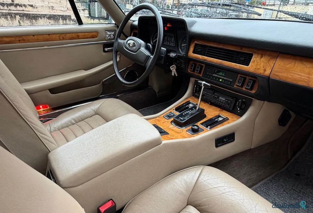 1987' Jaguar XJS photo #6