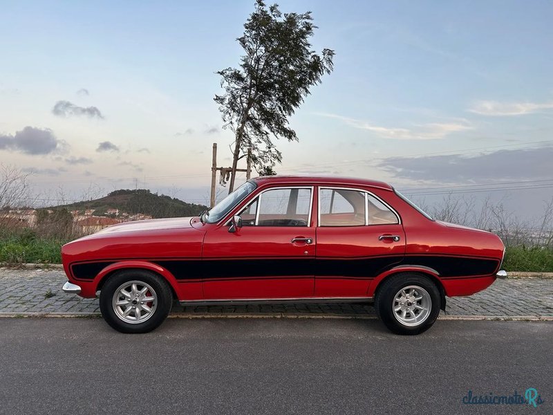 1974' Ford Escort photo #1