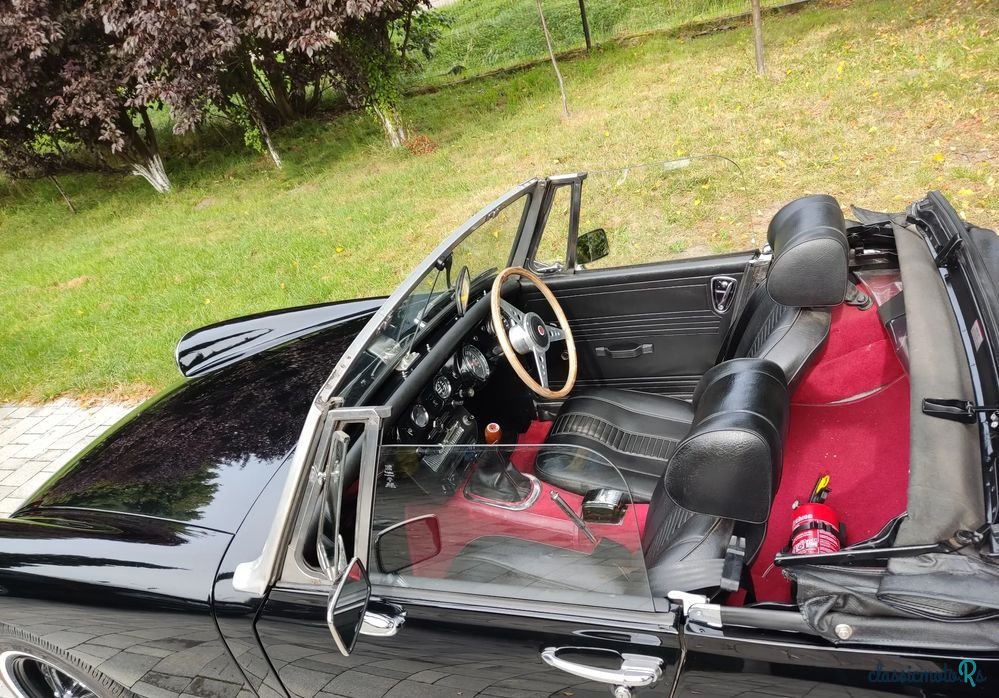 1975' MG Midget photo #4