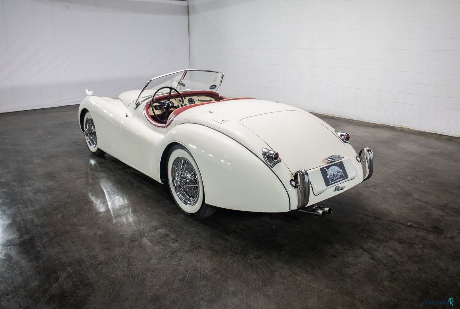 1954' Jaguar XK 120 photo #5