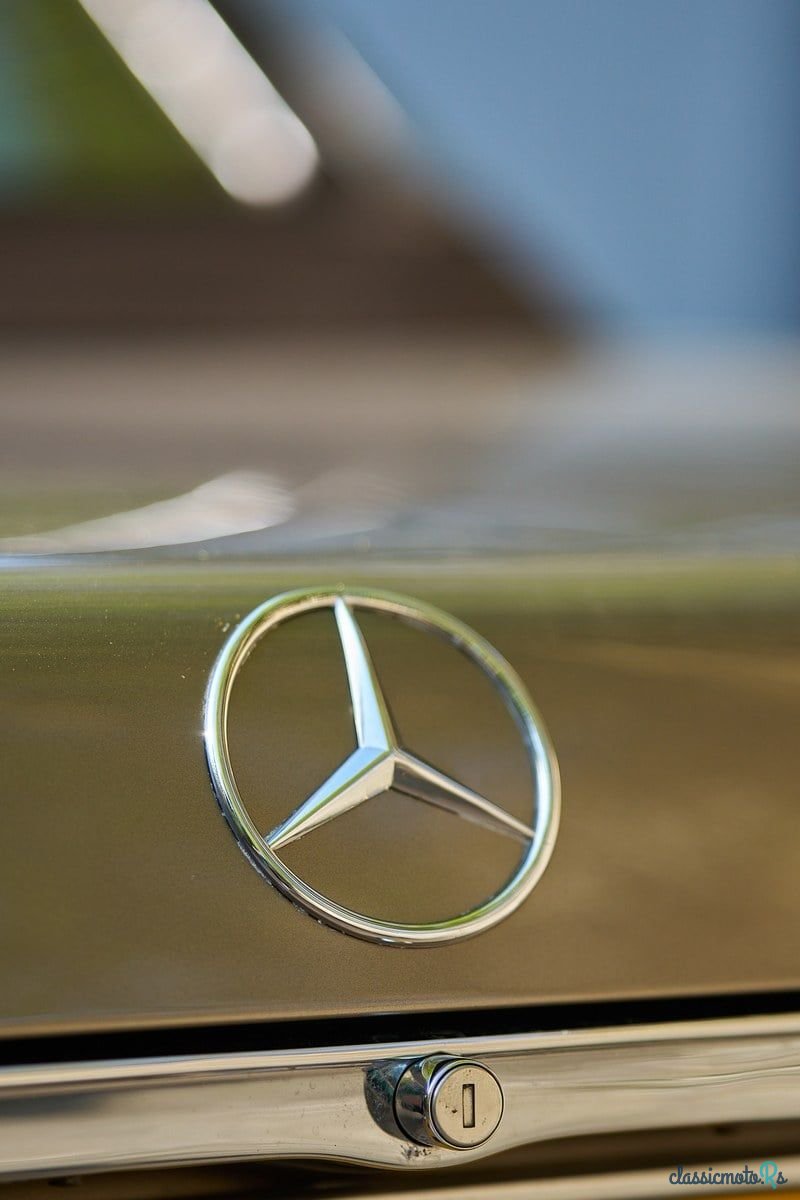 1987' Mercedes-Benz Sl Class photo #3