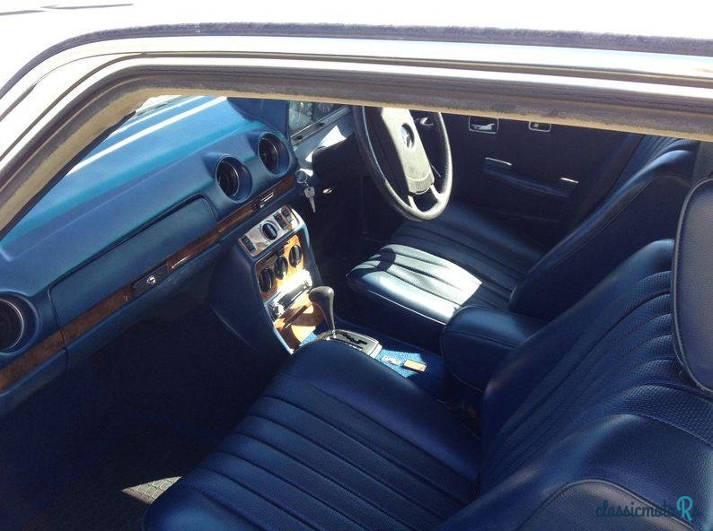 1975' Mercedes-Benz 280 photo #2