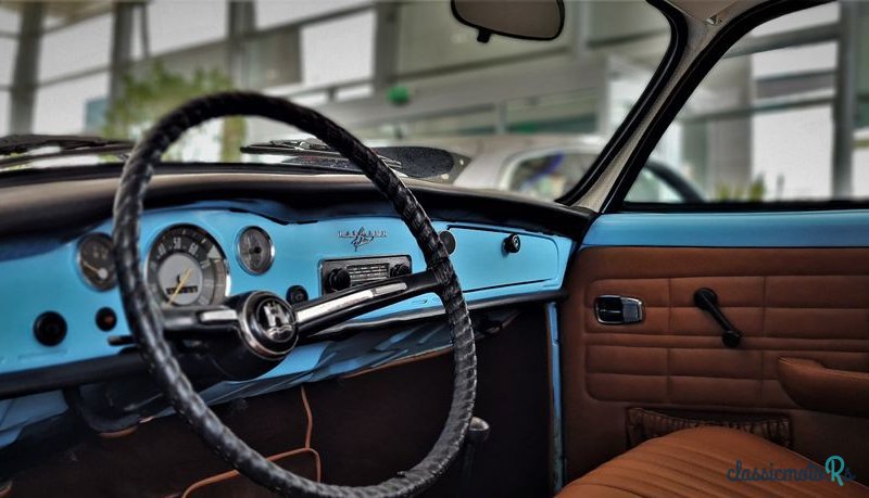1969' Volkswagen Karmann Ghia photo #6