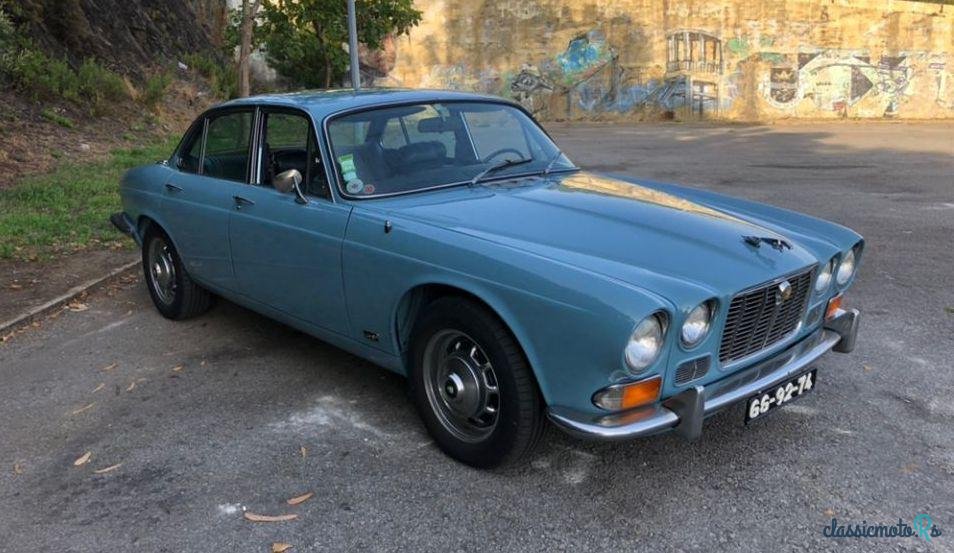 1970' Jaguar XJ6 S1 4.2 Com A/C photo #2