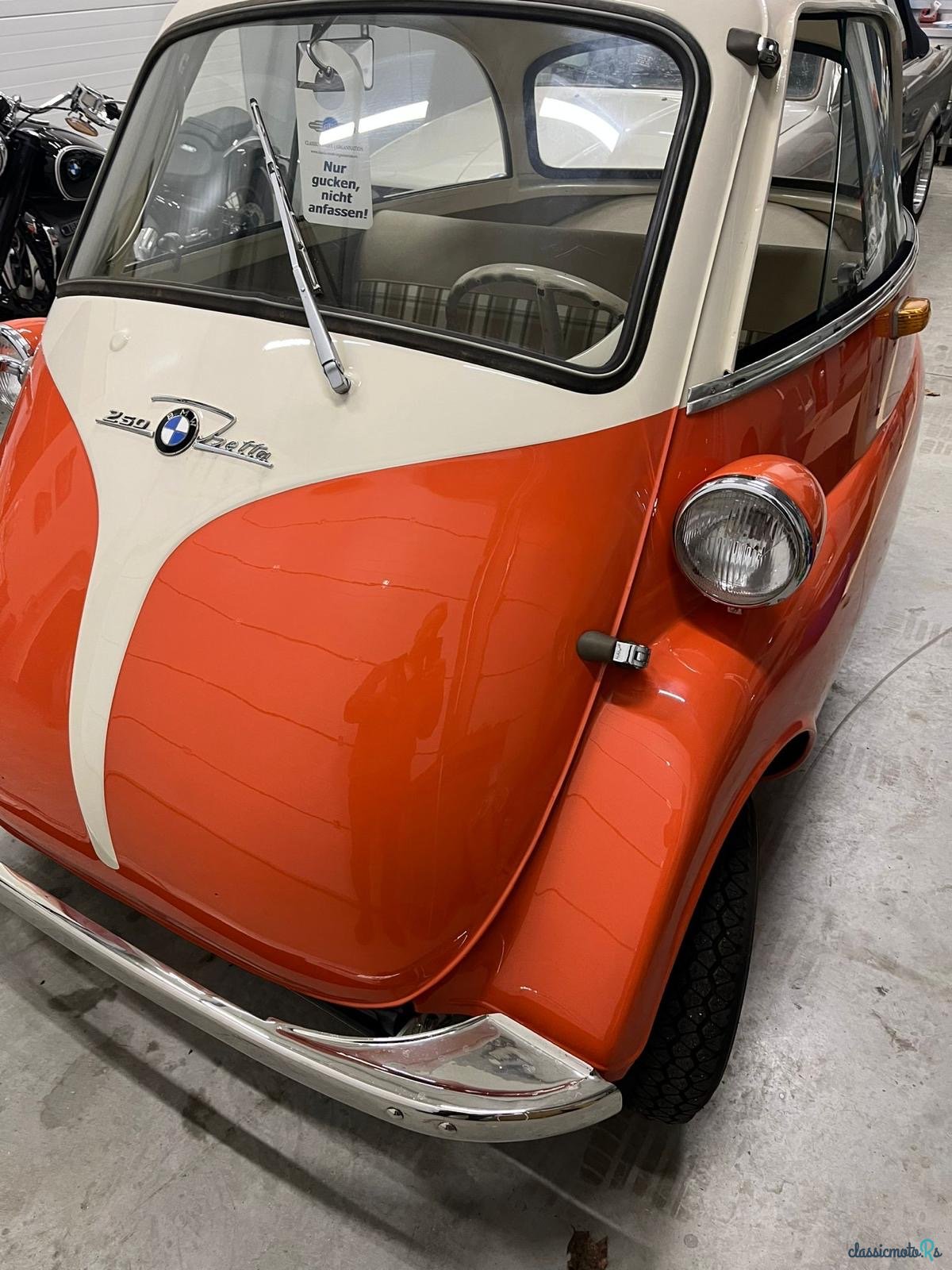 1960' BMW Isetta 300 photo #1