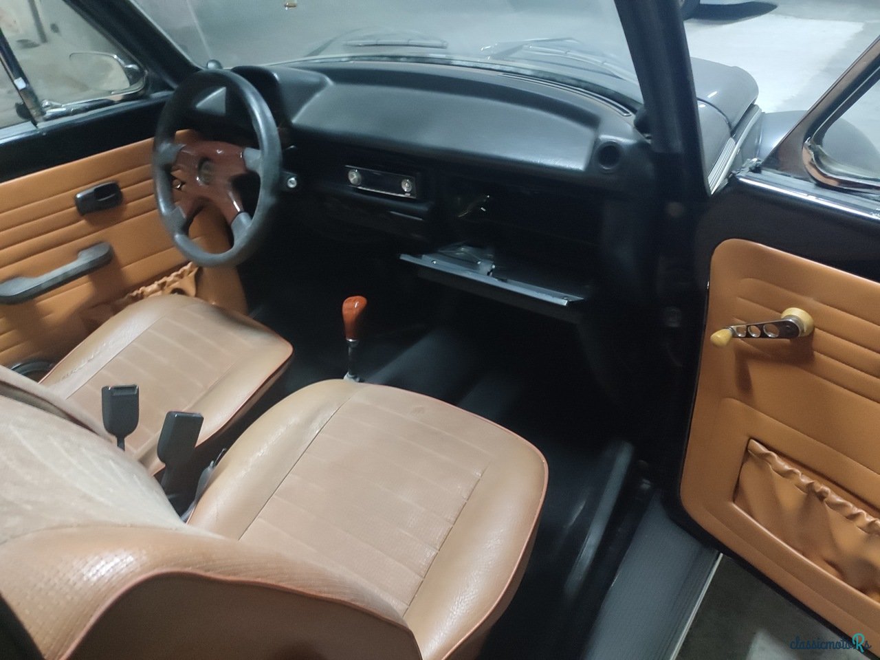 1976' Volkswagen Coccinelle 1303 Karmann (15D11) photo #7