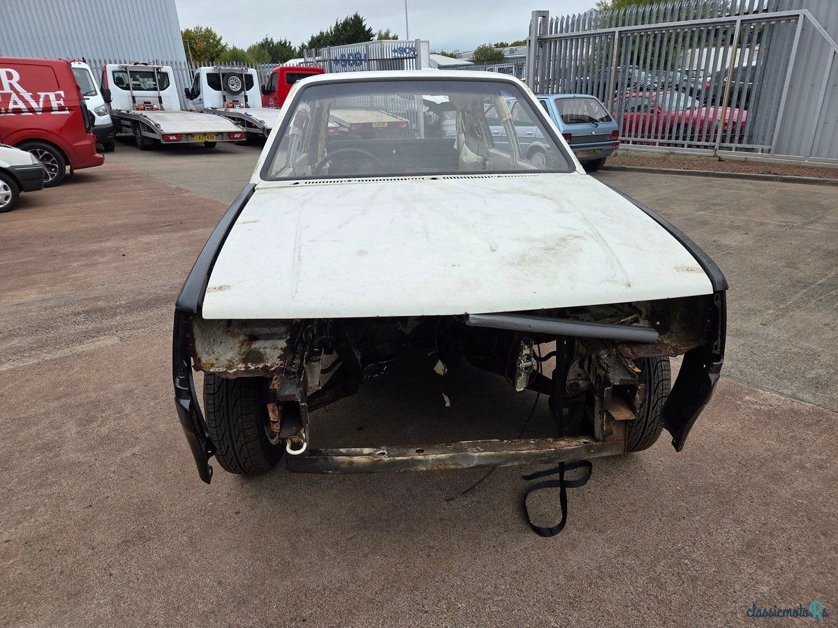 1984' Vauxhall Astra photo #6