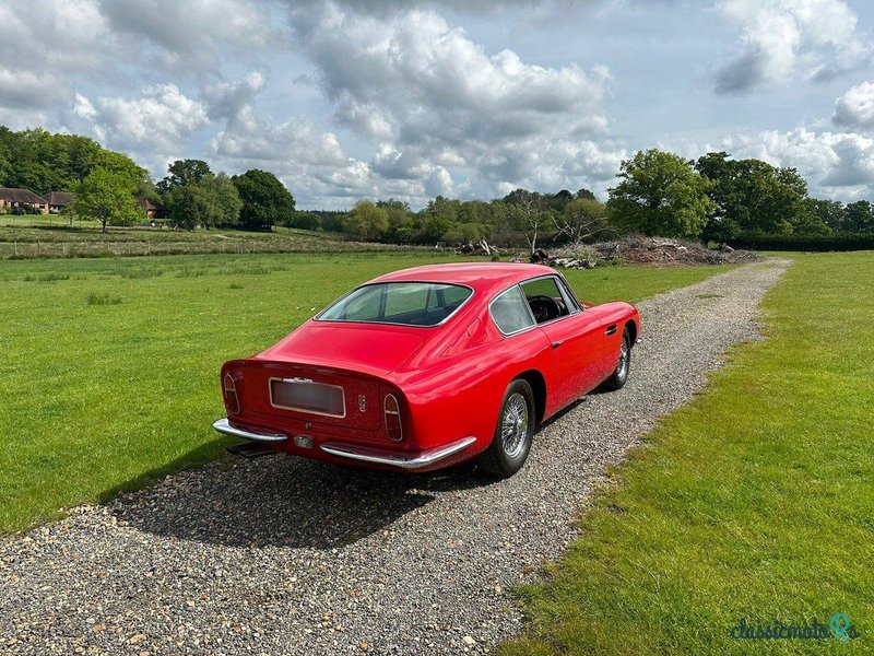 1965' Aston Martin DB6 photo #2