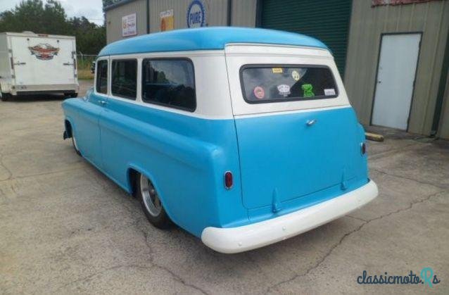1957' Chevrolet Suburban photo #2