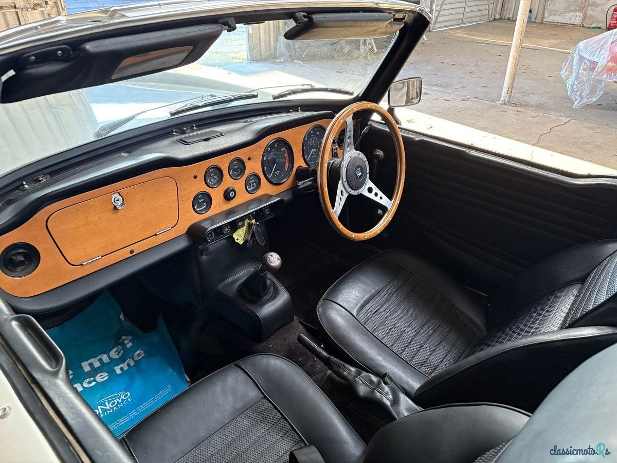 1968' Triumph TR6 photo #3