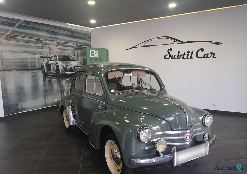 1954' Renault 4 photo #2