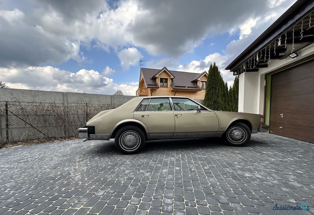 1980' Cadillac Seville photo #5