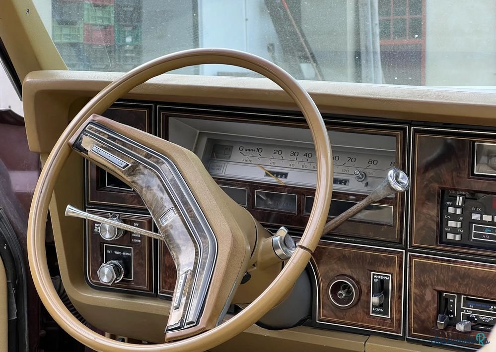 1978' Lincoln Town Car photo #4