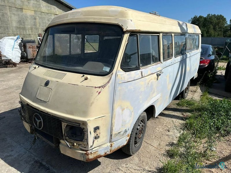 1975' Mercedes-Benz 306D Camper photo #1