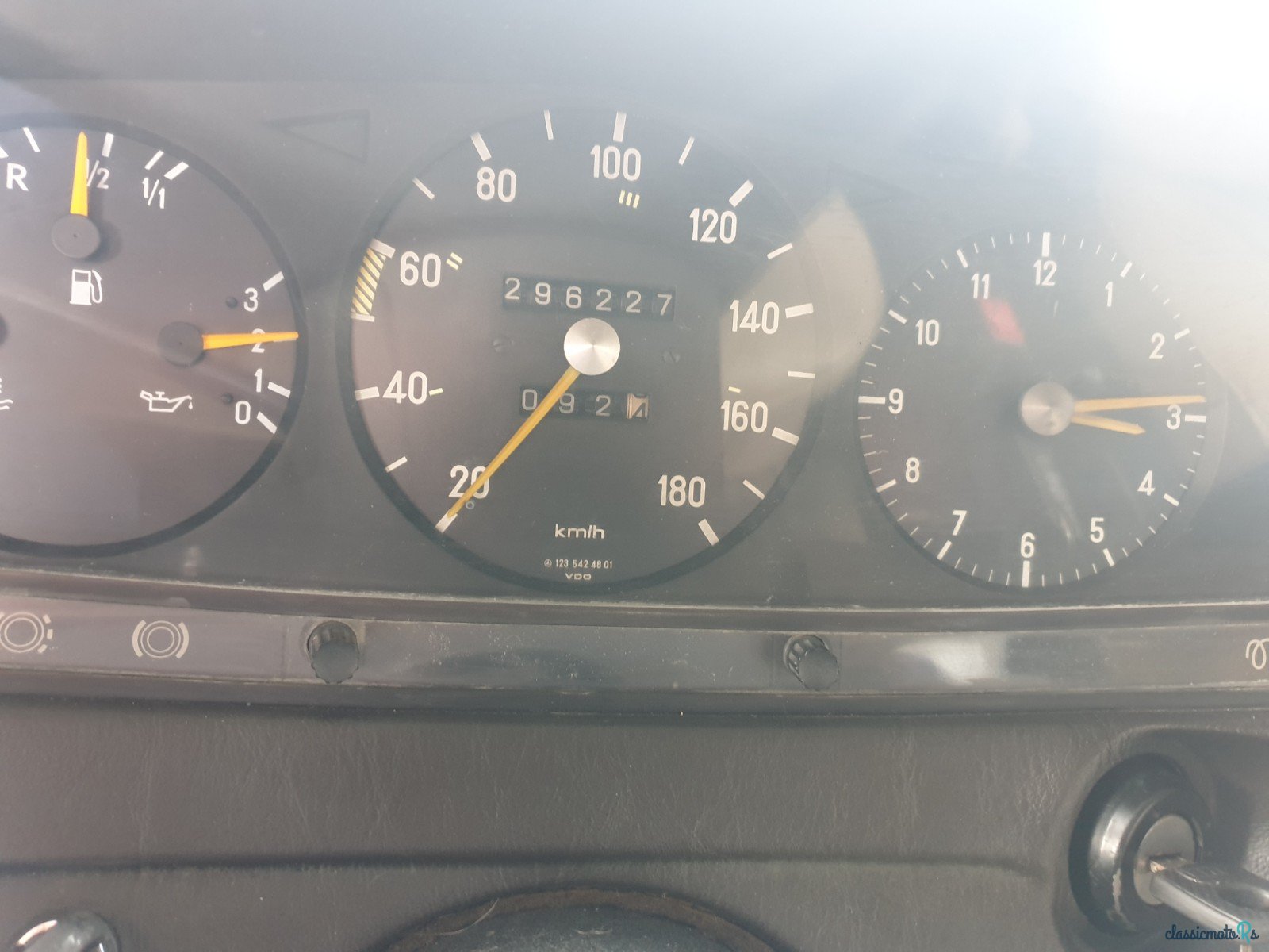 1980' Mercedes-Benz 240D photo #7