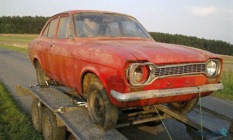 1972' Ford Escort photo #1