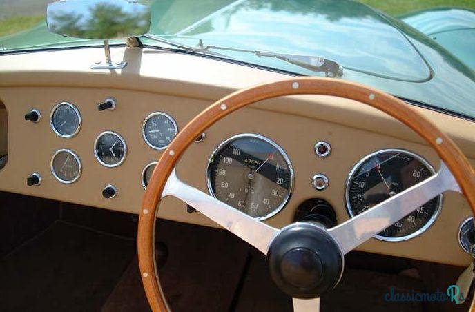 1950' Aston Martin DB1 Two Litre Sports photo #2