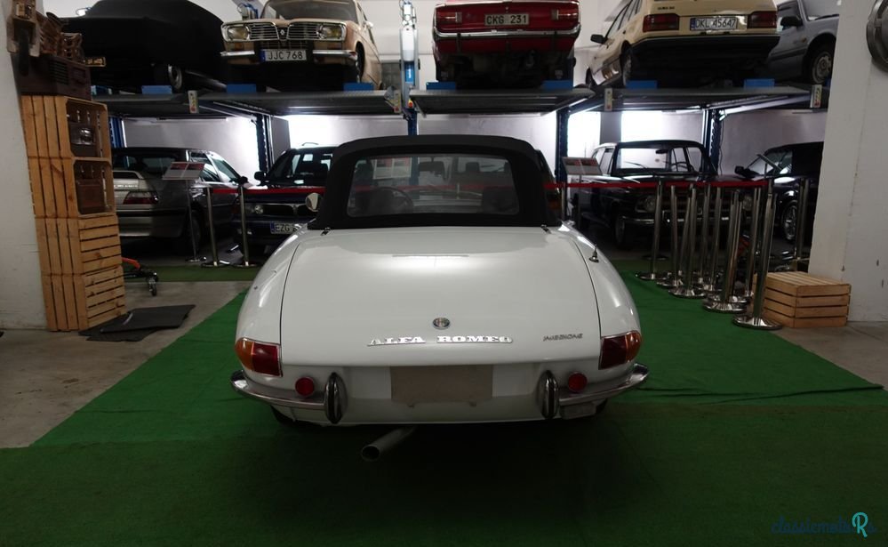 1969' Alfa Romeo Spider photo #4