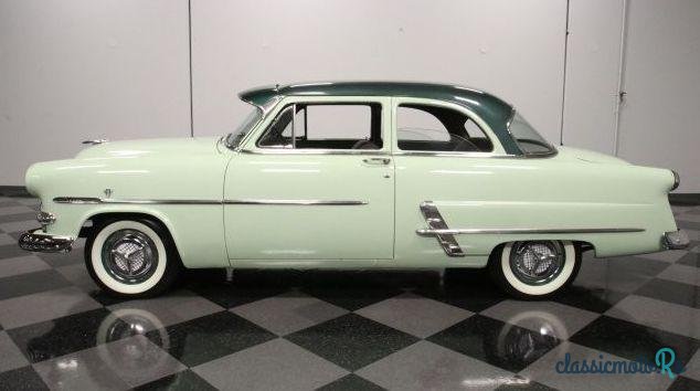 1953' Ford Customline photo #3