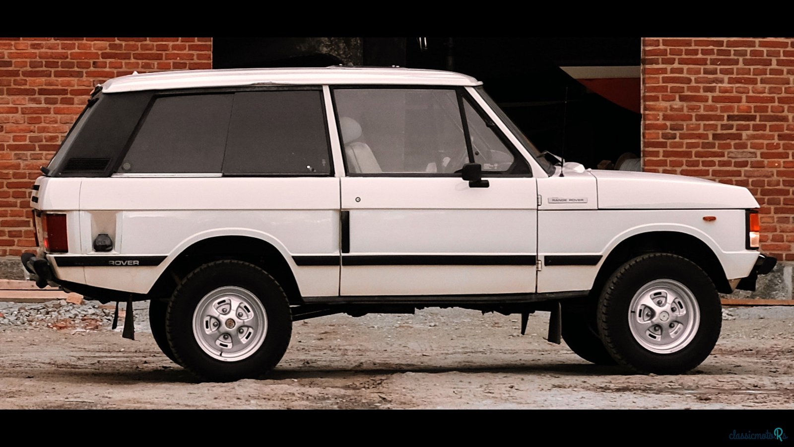 1975' Land Rover Range Rover photo #3
