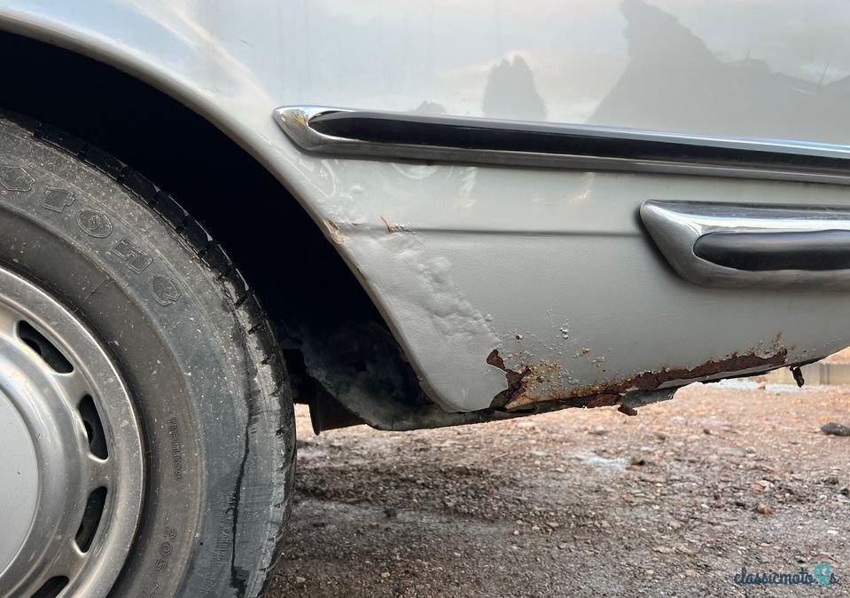 1977' Mercedes-Benz 280 photo #6