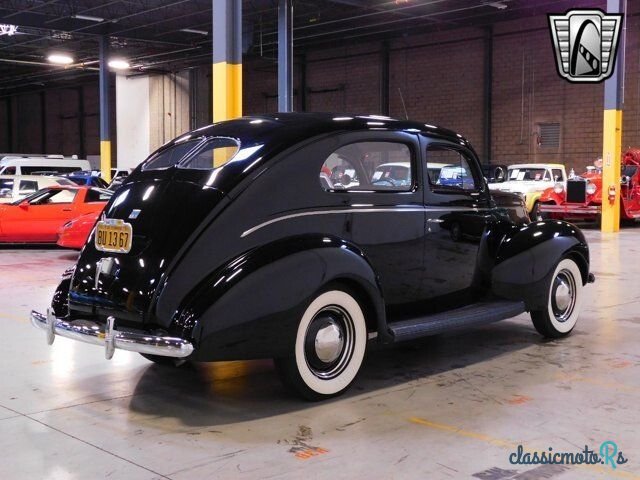 1940' Ford photo #4