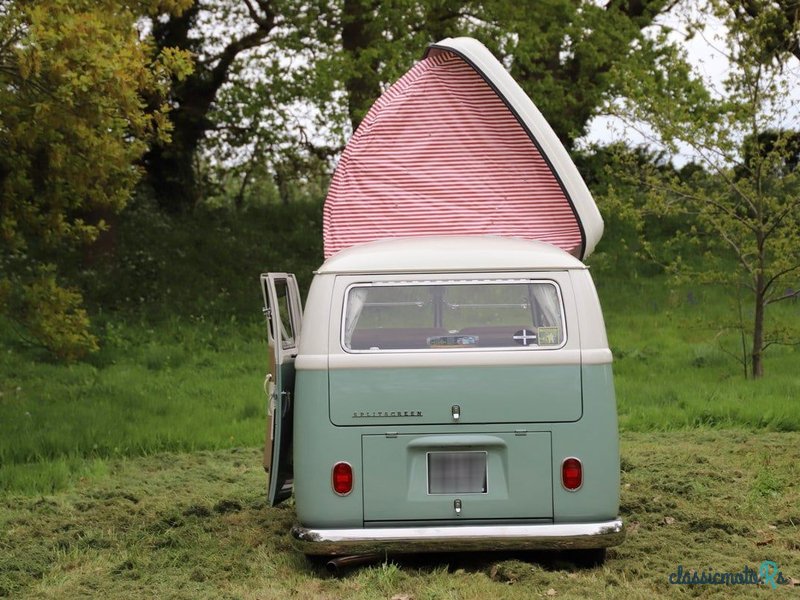 1967' Volkswagen Type 2 photo #6