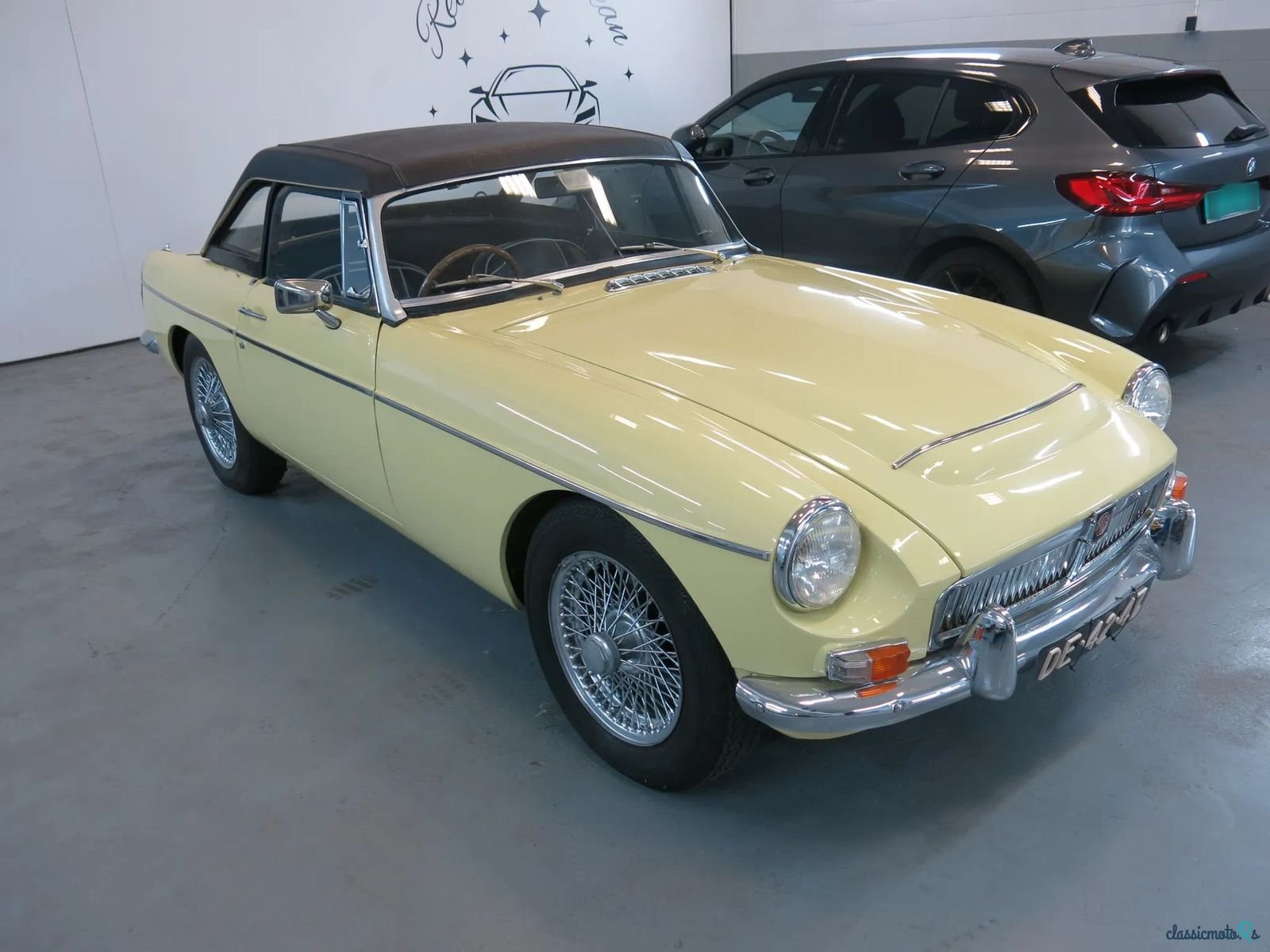 1969' MG MGC photo #5