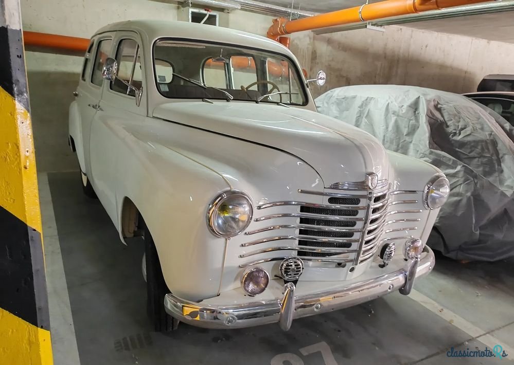 1952' Renault Colorale photo #4