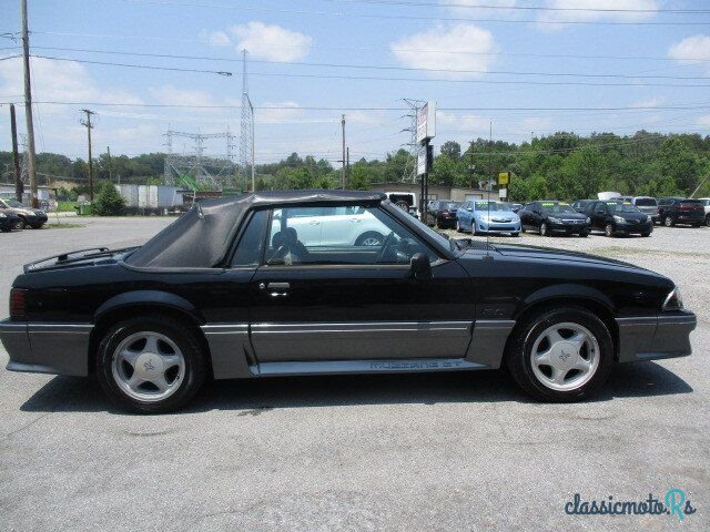 1989' Ford Mustang photo #5