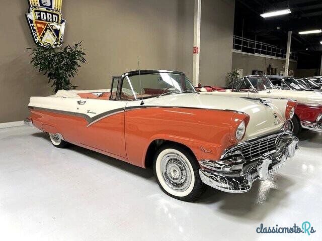 1956' Ford Fairlane photo #1