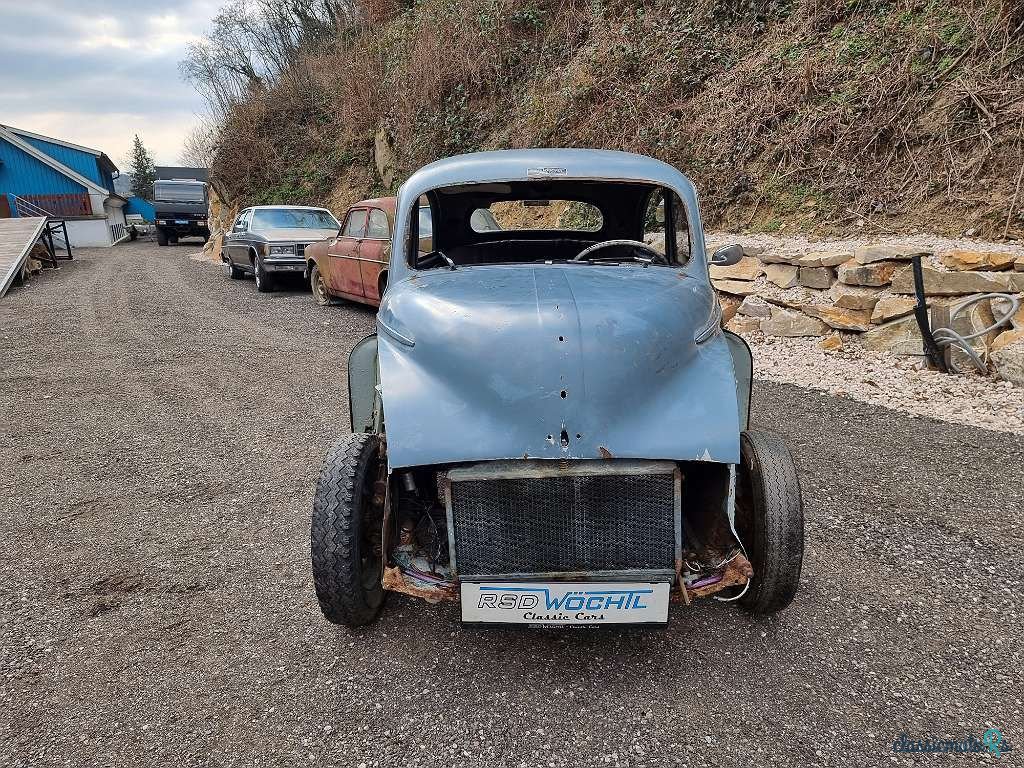 1956' Morris photo #6