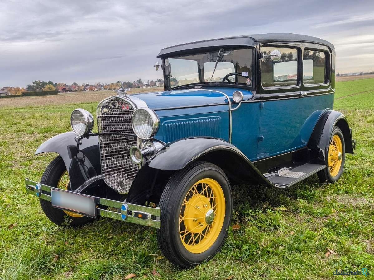 1931' Ford Model A Tudor Deluxe photo #1