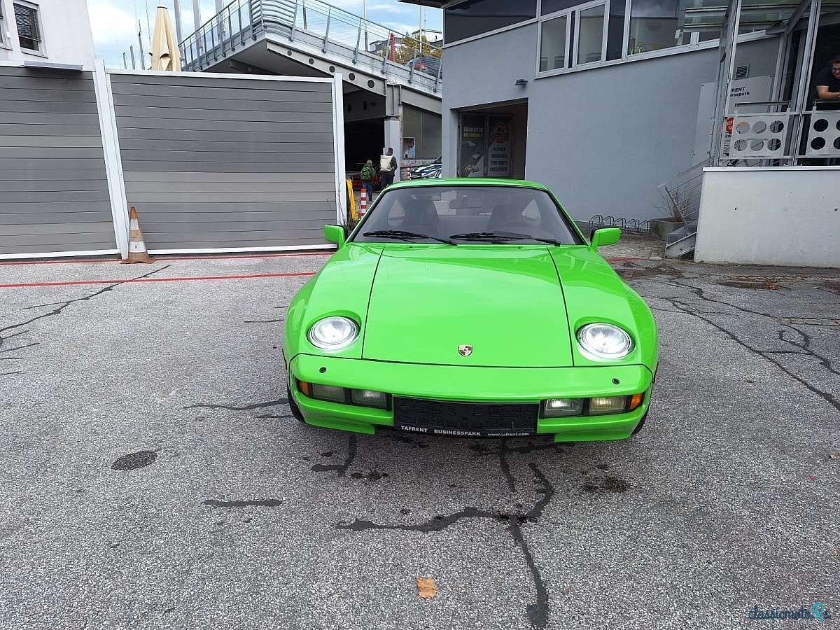 1979' Porsche 928 photo #2