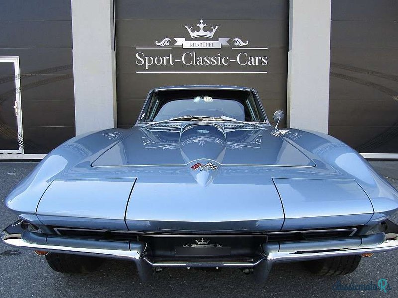 1965' Chevrolet Corvette photo #2
