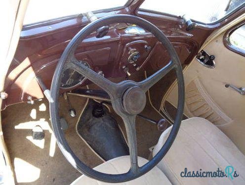 1937' Peugeot 302 photo #4