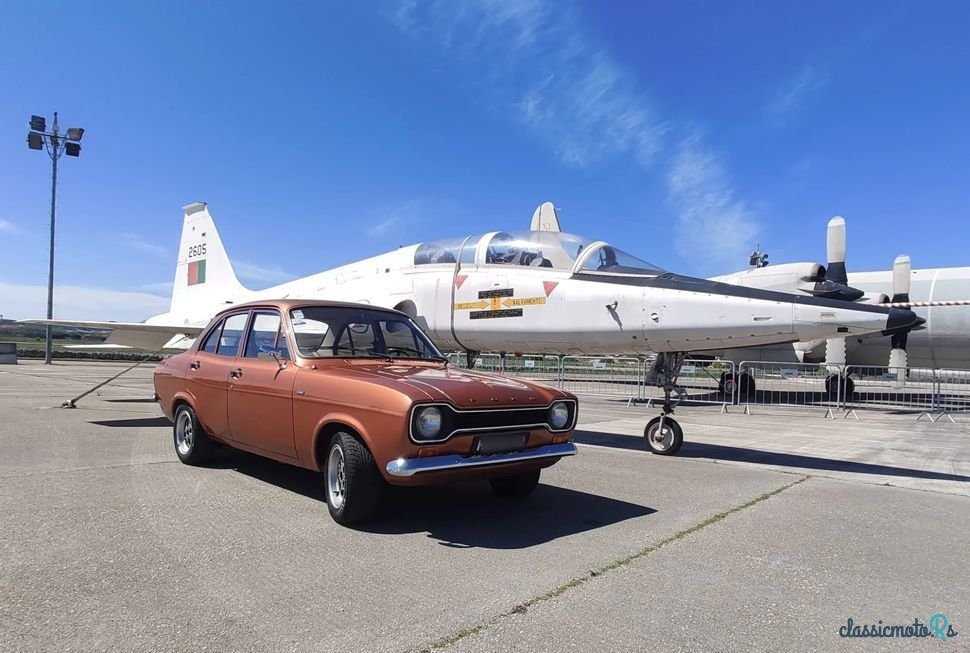 1974' Ford Escort photo #1