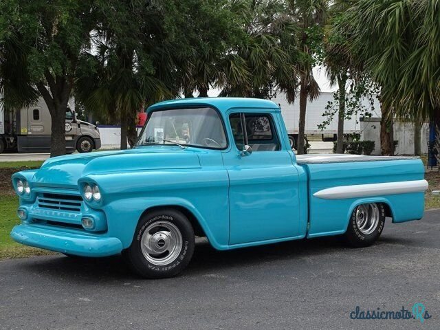 1958' Chevrolet 3100 photo #1