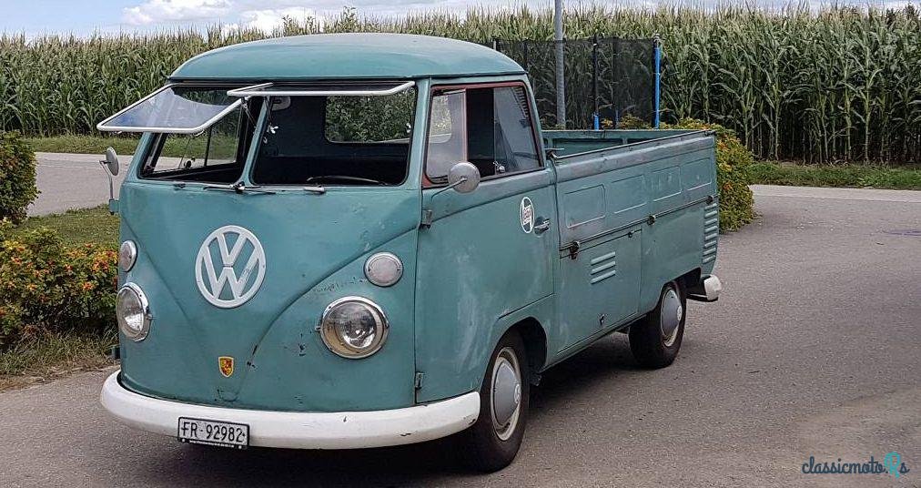 1962' Volkswagen Transporter Caravelle photo #3