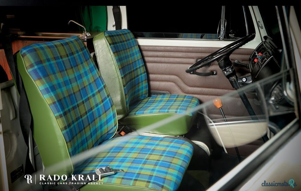 1974' Volkswagen Transporter photo #5